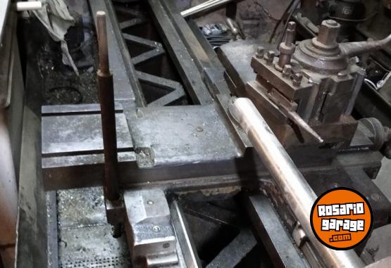 Herramientas - Torno Paralelo con Caja Norton para Roscas - En Venta