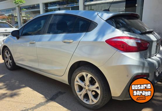 Autos - Chevrolet Cruze LT 5ptas 2019 Nafta 44300Km - En Venta