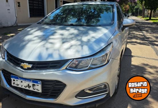Autos - Chevrolet Cruze LT 5ptas 2019 Nafta 44300Km - En Venta