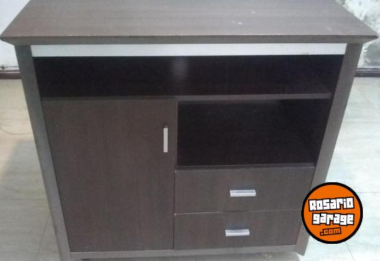 Hogar - Un Mueble para Zapatos, Un mueble rack - En Venta