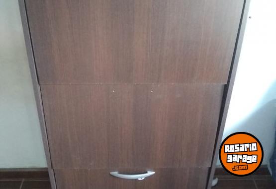 Hogar - Un Mueble para Zapatos, Un mueble rack - En Venta