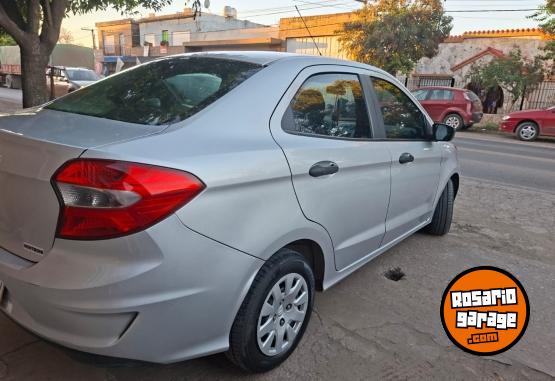 Autos - Ford Ka 2020 Nafta 132500Km - En Venta