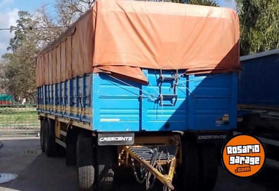 Camiones y Gras - Acoplado Crescente 4 Ejes - 2022 - En Venta