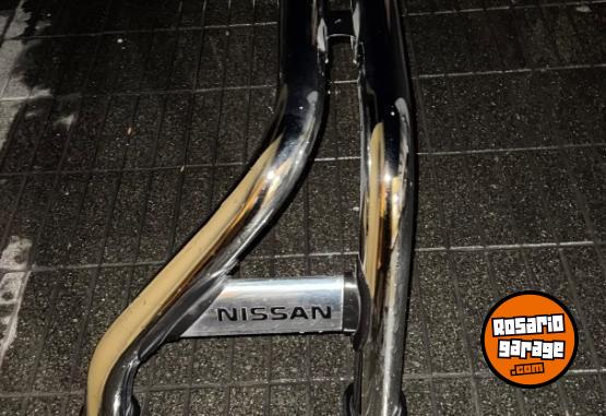 Accesorios para Autos - Vendo lona marítima + barra anti vuelco para NISSAN FRONTIER - En Venta