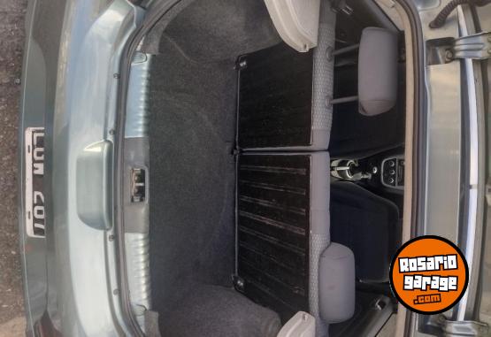 Autos - Volkswagen Gol trend 2012 Nafta 180000Km - En Venta