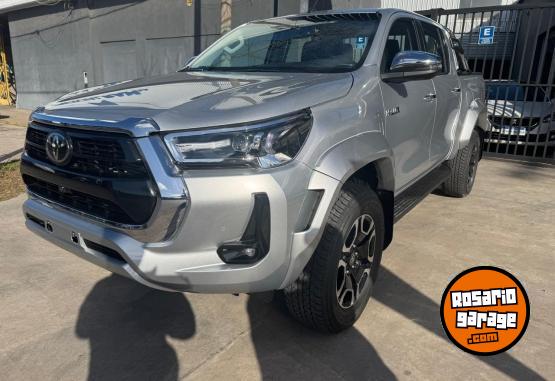 Camionetas - Toyota TOYOTA HILUX SRX 2025 Diesel 0Km - En Venta