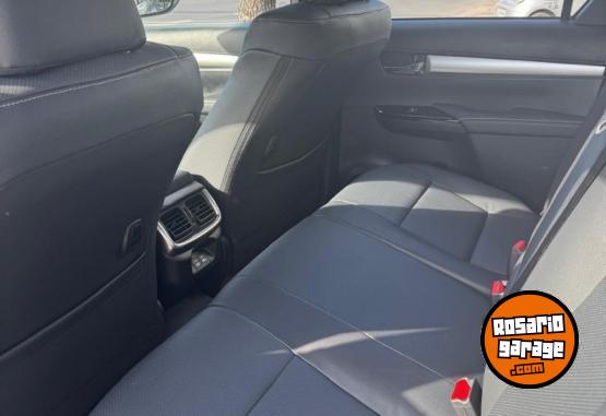 Camionetas - Toyota TOYOTA HILUX SRX 2025 Diesel 0Km - En Venta