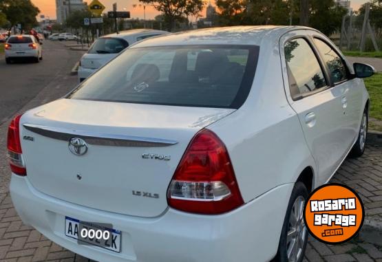 Autos - Toyota Etios Xls 2016 Nafta 96200Km - En Venta