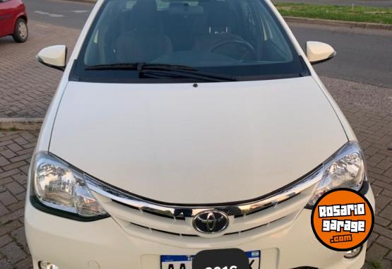 Autos - Toyota Etios Xls 2016 Nafta 96200Km - En Venta