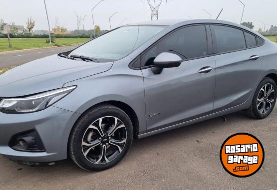 Autos - Chevrolet Cruze Midnight 2022 Nafta 80000Km - En Venta