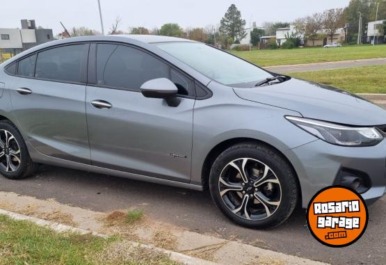 Autos - Chevrolet Cruze Midnight 2022 Nafta 80000Km - En Venta