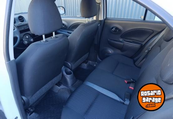 Autos - Nissan MARCH 2015 Nafta 93000Km - En Venta