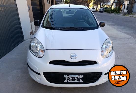 Autos - Nissan MARCH 2015 Nafta 93000Km - En Venta