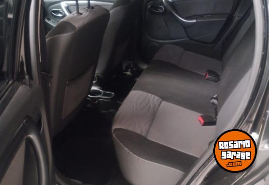 Autos - Renault Duster 2011 Nafta 100000Km - En Venta