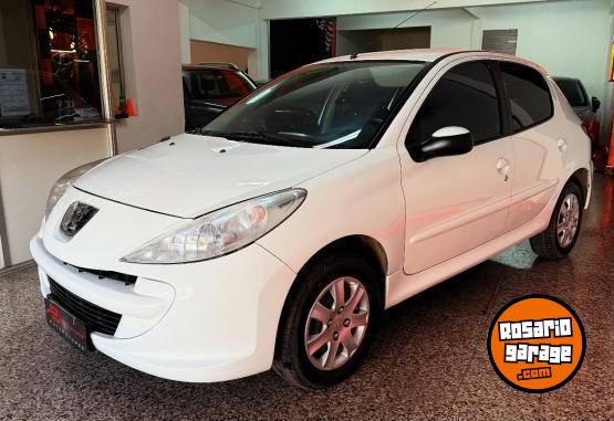 Autos - Peugeot 207 COMPACT ALLURE 2016 Nafta 126000Km - En Venta
