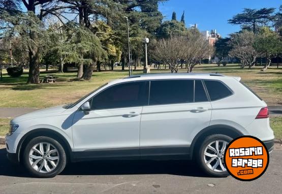 Camionetas - Volkswagen TIGUAN 2.0 4MOTION. 2019 Nafta 115000Km - En Venta