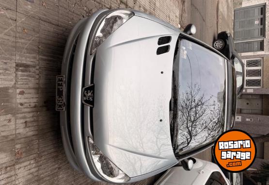 Autos - Peugeot 206 xt 2003 Nafta 200000Km - En Venta