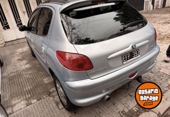 Autos - Peugeot 206 xt 2003 Nafta 200000Km - En Venta