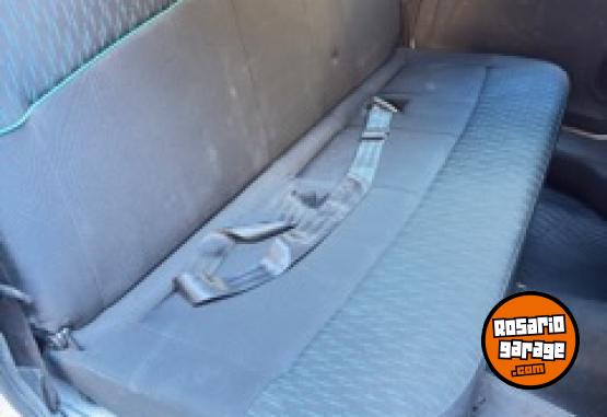 Utilitarios - Renault Kangoo 2015 Diesel 270000Km - En Venta