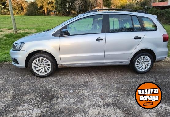 Autos - Volkswagen Suran 2018 Nafta 133000Km - En Venta