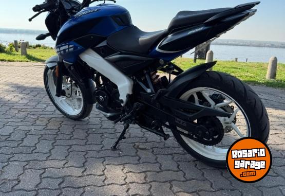 Motos - Bajaj rouser ns 200 2022 Nafta 20000Km - En Venta