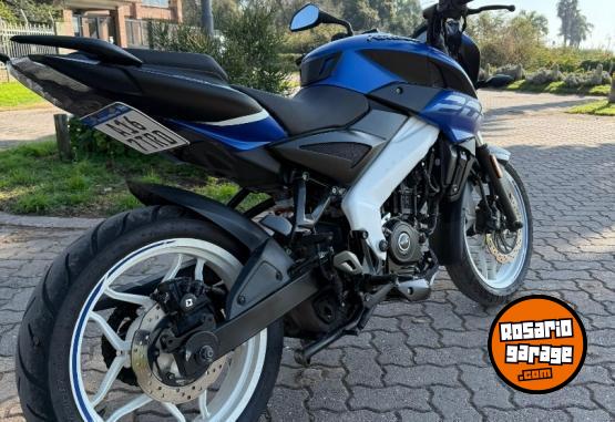 Motos - Bajaj rouser ns 200 2022 Nafta 20000Km - En Venta