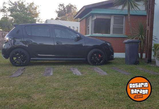 Autos - Renault sandero RS 2017 Nafta 106000Km - En Venta