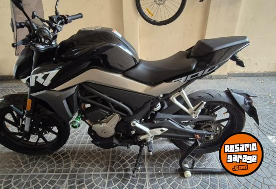 Motos - CF 300 2023 Nafta 21000Km - En Venta