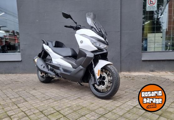 Motos - Voge SR4 2023 Nafta 5670Km - En Venta