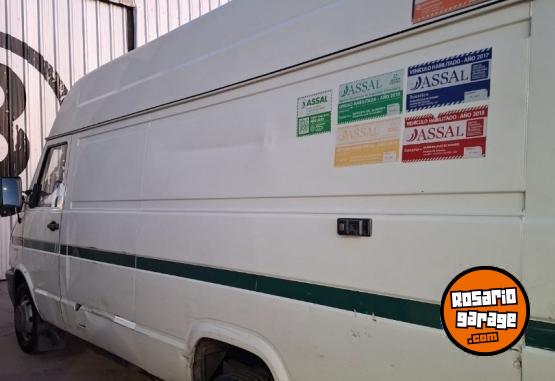 Utilitarios - Iveco 119-DAILY 35.10 2004 Diesel 190000Km - En Venta