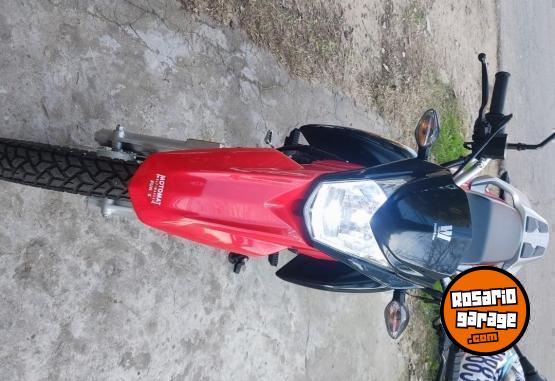 Motos - Suzuki NK 150 2023 Nafta 4500Km - En Venta