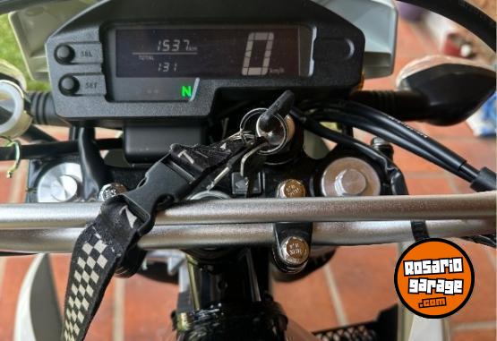 Motos - Honda Xr 250 Tornado 2024 Nafta 1500Km - En Venta