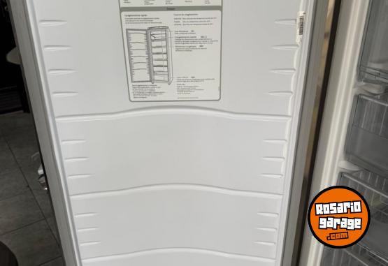 Hogar - Freezer Vertical Whirlpool - En Venta