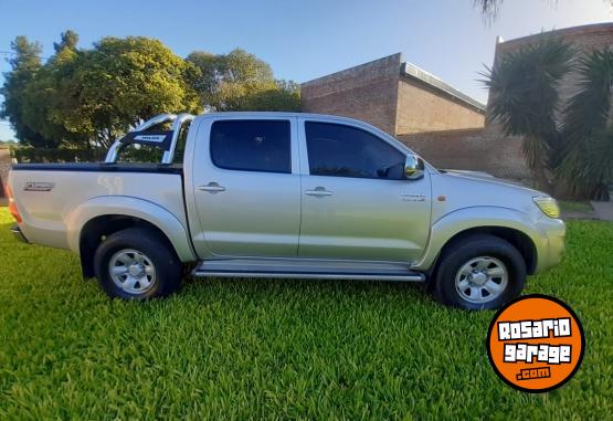 Camionetas - Toyota 3.0 sr doble cabina 2013 Diesel 141000Km - En Venta