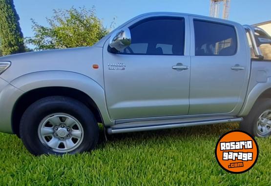 Camionetas - Toyota 3.0 sr doble cabina 2013 Diesel 141000Km - En Venta