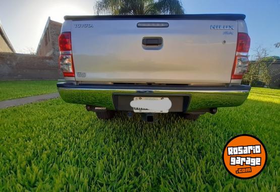 Camionetas - Toyota 3.0 sr doble cabina 2013 Diesel 141000Km - En Venta