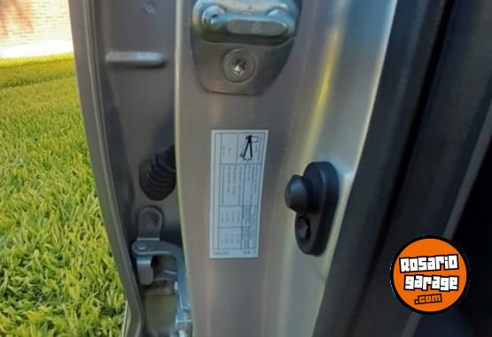 Camionetas - Toyota 3.0 sr doble cabina 2013 Diesel 141000Km - En Venta