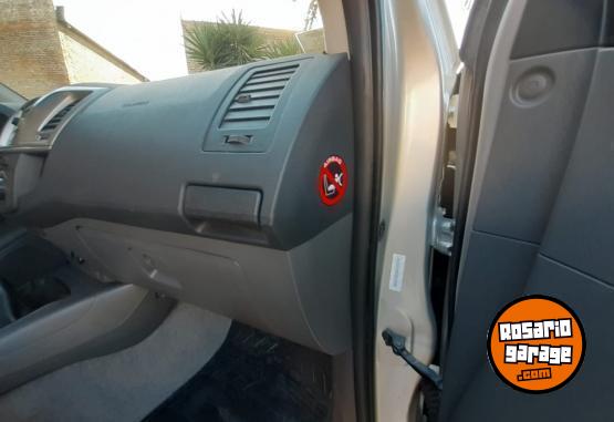 Camionetas - Toyota 3.0 sr doble cabina 2013 Diesel 141000Km - En Venta