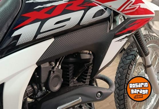Motos - Honda Xr 190L 2023 Nafta 9600Km - En Venta