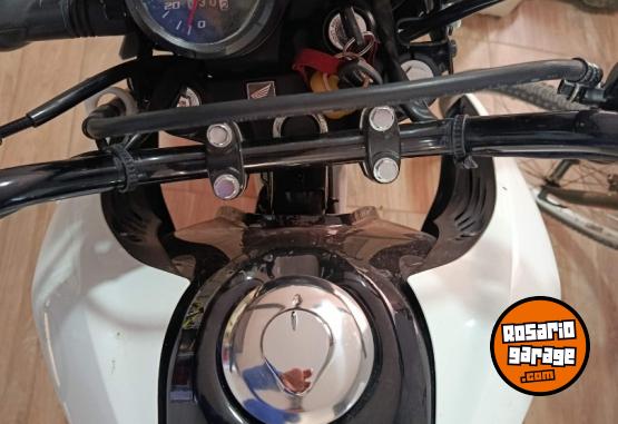 Motos - Honda Xr 190L 2023 Nafta 9600Km - En Venta