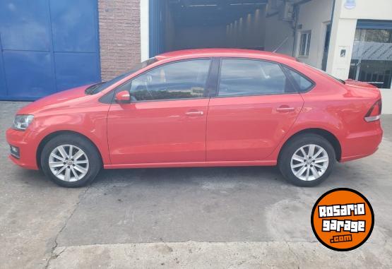 Autos - Volkswagen POLO 1.6 L/16 COM.TIP 2015 Nafta 65000Km - En Venta