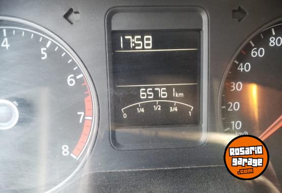 Autos - Volkswagen POLO 1.6 L/16 COM.TIP 2015 Nafta 65000Km - En Venta