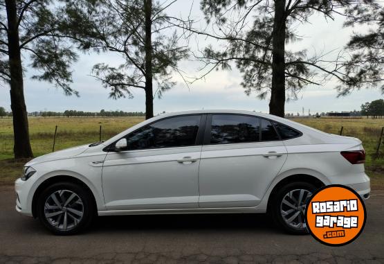 Autos - Volkswagen Virtus 2020 Nafta 98000Km - En Venta