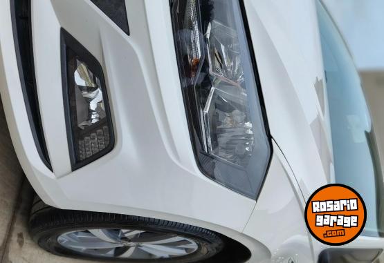 Autos - Volkswagen Virtus 2020 Nafta 98000Km - En Venta