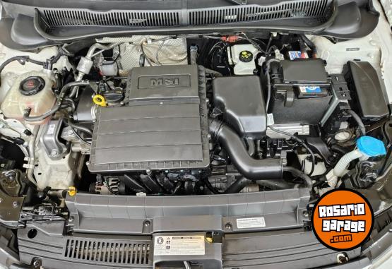 Autos - Volkswagen Virtus 2020 Nafta 98000Km - En Venta