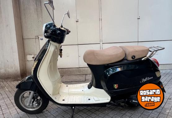 Motos - Motomel Strato euro 2018 Nafta 11000Km - En Venta