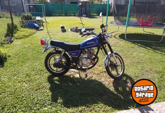 Motos - Suzuki Gn125 2011 Nafta 9700Km - En Venta
