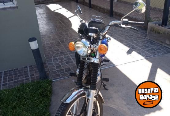 Motos - Suzuki Gn125 2011 Nafta 9700Km - En Venta