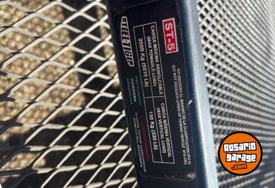 Accesorios para Autos - Enganche Toyota Hilux - En Venta