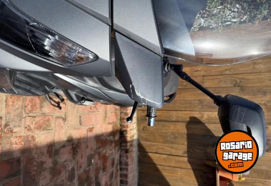 Motos - SYM 300 2023 Nafta 6800Km - En Venta